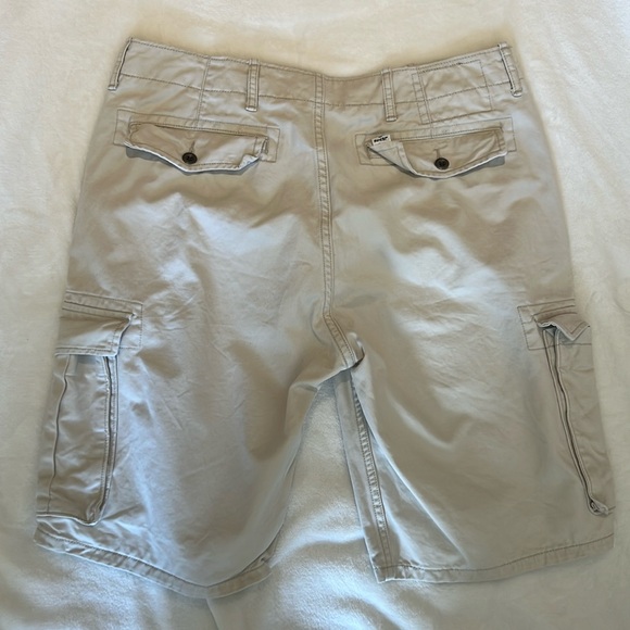 Levi's Strauss & Co. Mens Light Tan Cargo Shorts Size 34 - Picture 2 of 8